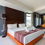 Moxi Boutique Hotel